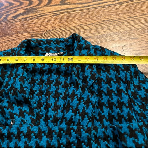 Vintage Teal and Black Checkered blazer - Picture 8 of 13